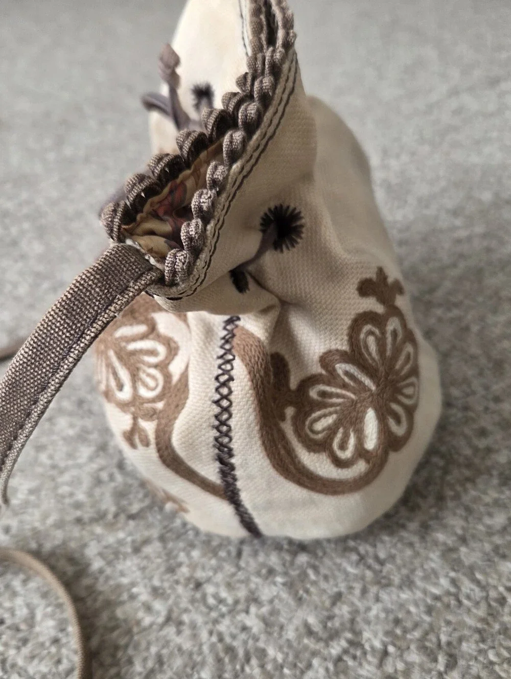 Lucky Brand vintage lucky